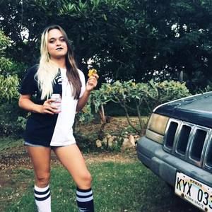 Meet your Posher, Keala